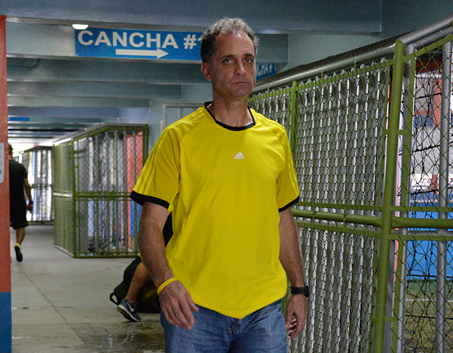 Daniel Ubertí: “No recuerdo haber perdido un clásico ante Marathón”