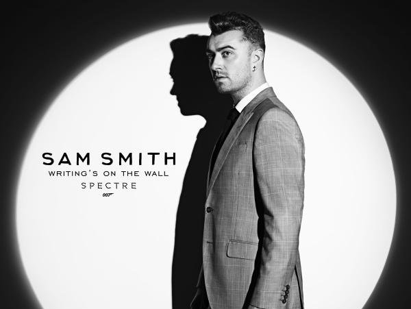 Sam Smith presentó la canción de la nueva película de James Bond