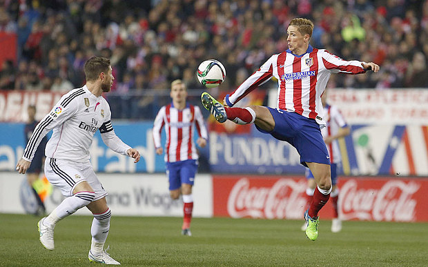 Atlético de Madrid y Real Madrid podrán hacer fichajes hasta junio de 2017