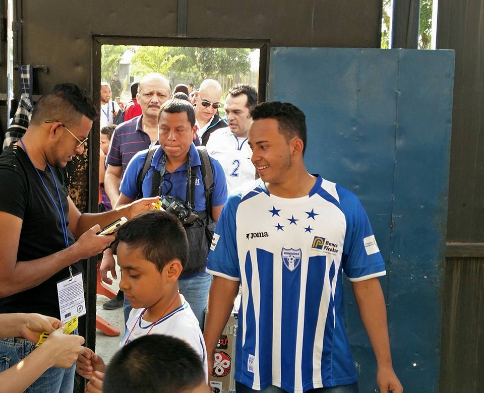 FOTOS: El calor humano en el Estadio Olímpico