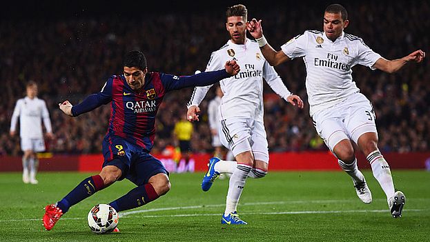 ¿Quién tiene más triunfos entre en Real Madrid y el Barcelona en los clásicos?