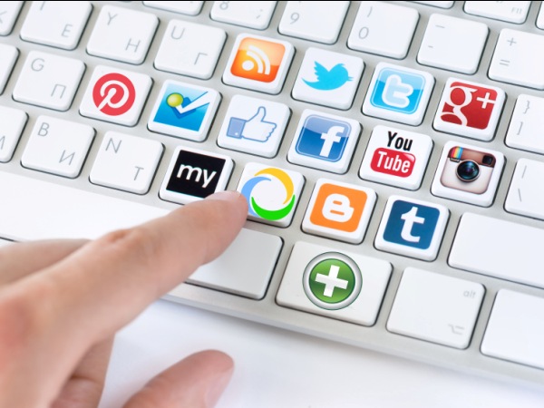 Psicólogos revelan el motivo de la adicción a redes sociales