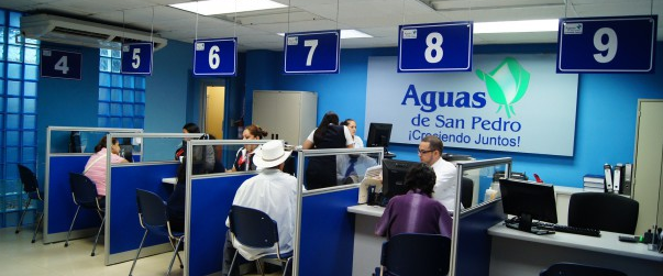 vecinos de Aguas de San Pedro