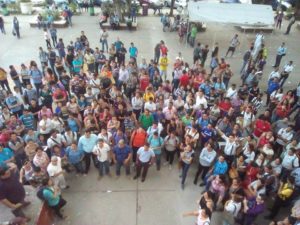 Desde yer l los estudiantes de la UNAH-VS se han tomado esas instalaciones.