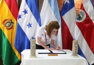 Patricia Lardizábal.