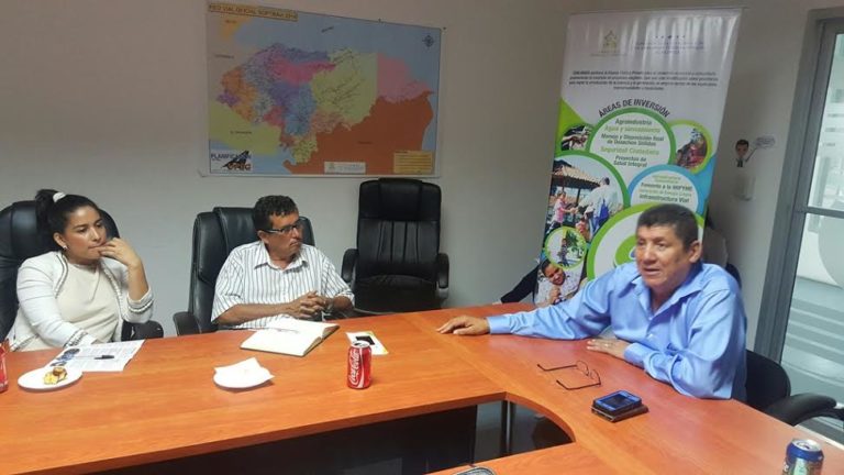 COALIANZA socializa con alcaldes un modelo de inversión participativa en Honduras