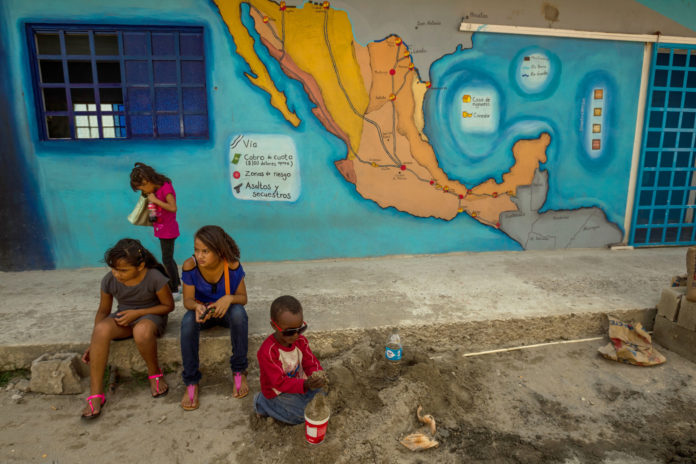 niños centroamericanos refugiados