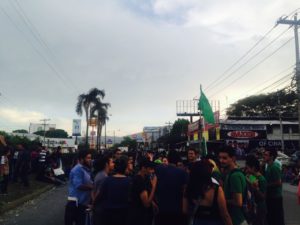 Estudiantes en pleno bulevar