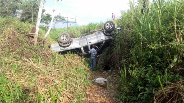 ATLANTIDA: De milagro se salva tras sufrir accidente vehicular