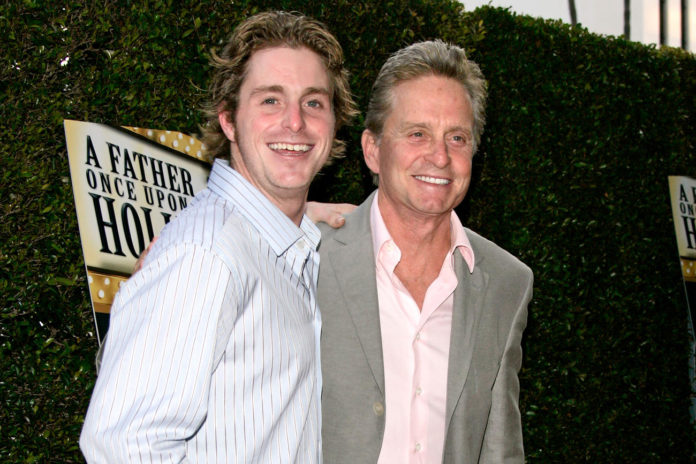 El hijo del actor Michael Douglas sale de prisión El hijo del actor Michael Douglas sale de prisión