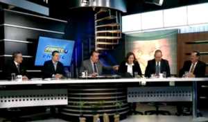 Panelistas invitados al foro Frente a Frente.