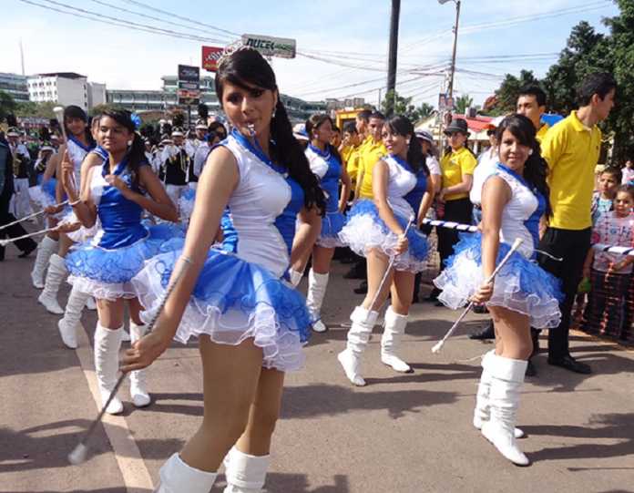 Expectativas en Honduras por desfiles 2016