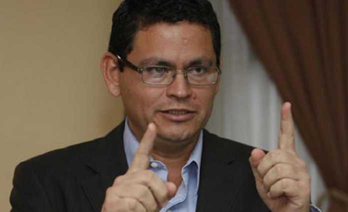 Aumento a docentes de Honduras