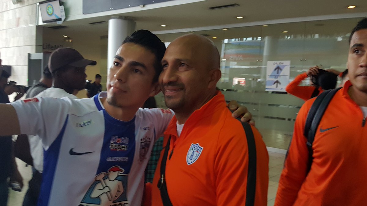 Oscar "Conejo" es la experiencia pura en el equipo mexicano.