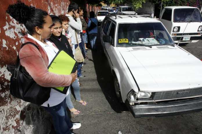 En pareja realizan secuestros express
