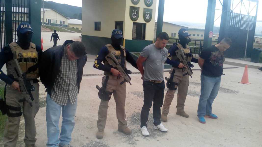 tres presuntos extorsionadores