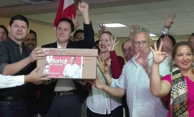 Luis Chávez