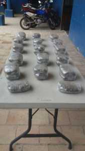 32 paquetes