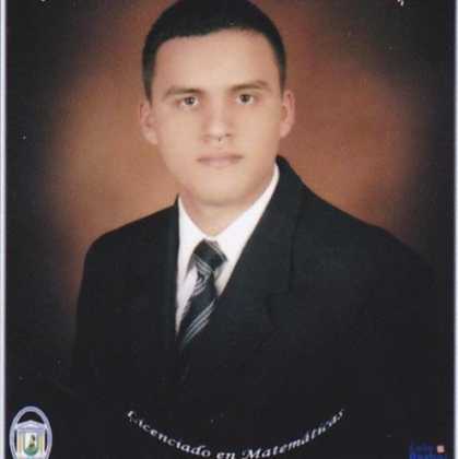 Catedrático Luis Morales.