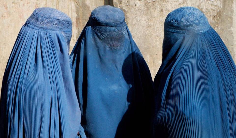 Bajo las reglas de "El Corán", las mujeres son oprimidas.
