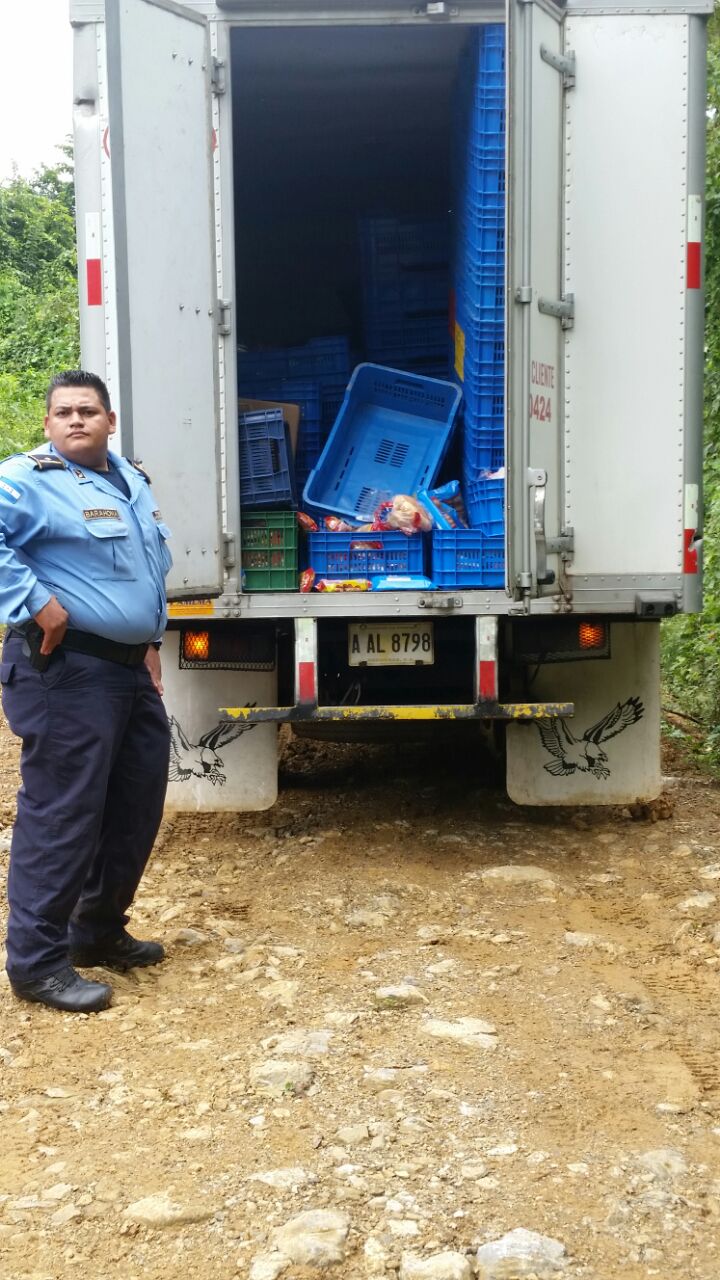 El camión fue recuperado por autoridades policiales.