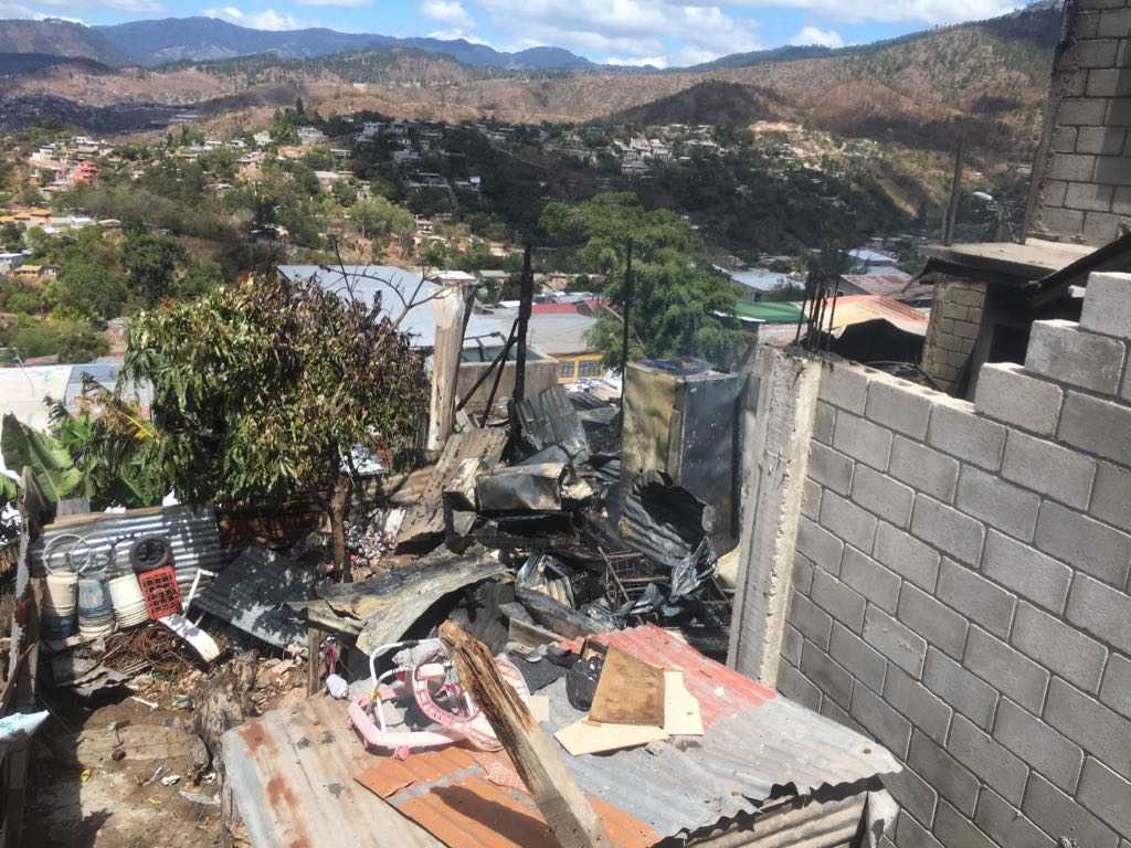 4 viviendas son las que han sido consumidas por incendio en la colonia Nueva Suyapa.