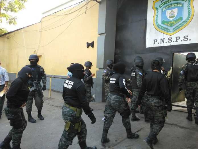 Operativo en el Centro Penal de San Pedro Sula