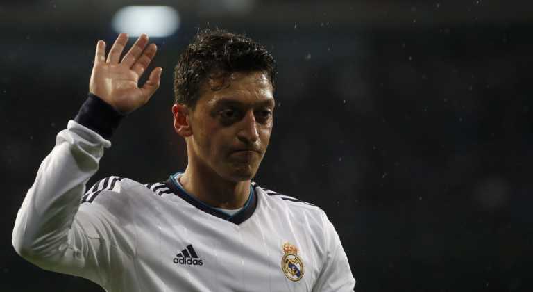 Özil