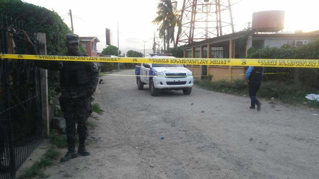 Los muchachos estaban conversando cuando fueron ultimados