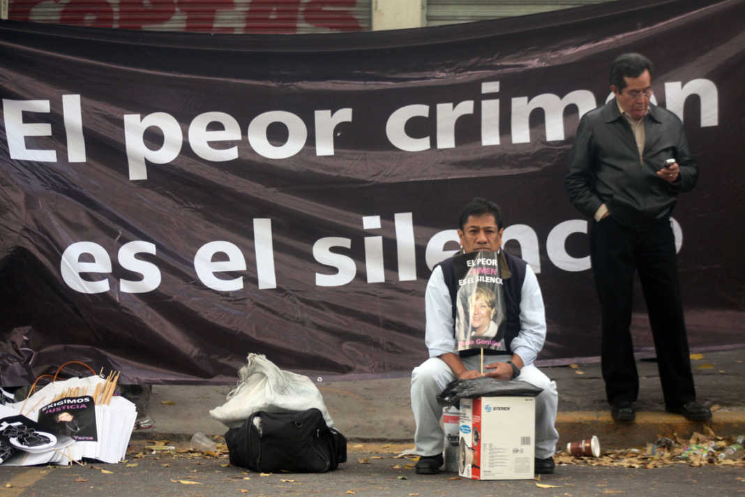 artículo mordaza azul