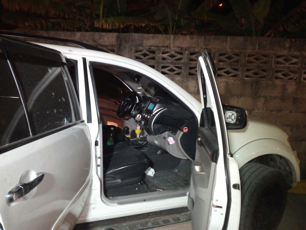 En imagen, el interior del vehículo en el que se conducía la víctima