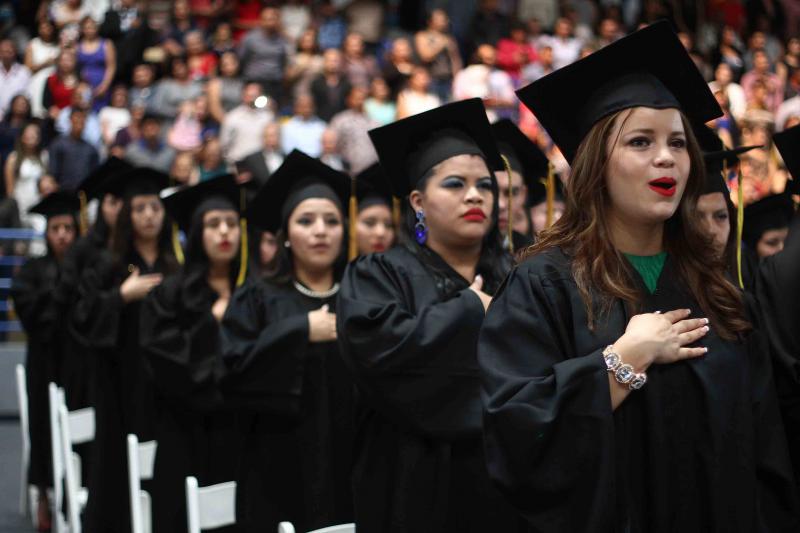 Graduaciones UNAH