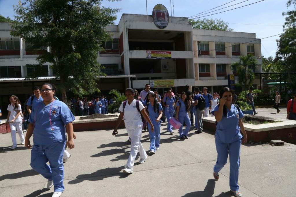 De regreso los universitarios en la zona norte de Honduras