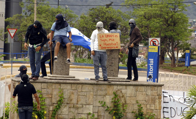 estudiantes de la UNAH