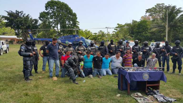 La banda de Los Lobos