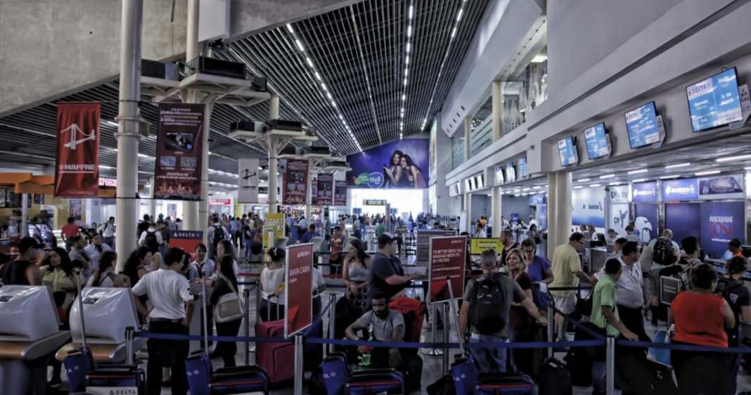 Aerolíneas cancelan vuelos de Honduras al estado de la Florida ante la amenaza del poderoso huracán Irma.