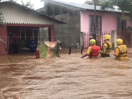 Nate se convierte en huracán