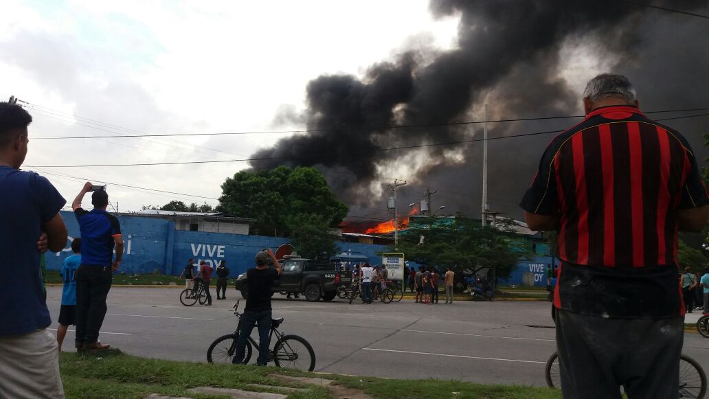 incendio en el ex Centro Penal