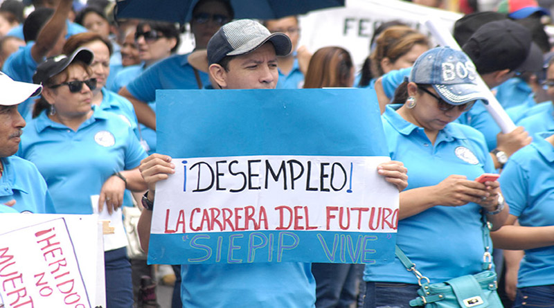 Millones de hondureños trabajan en condiciones de subempleo, con ganancias inferiores al salario mínimo.