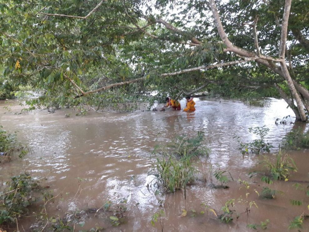 joven que se lanzó al río