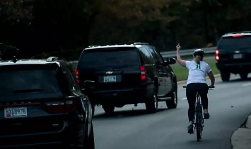  Una ciclista