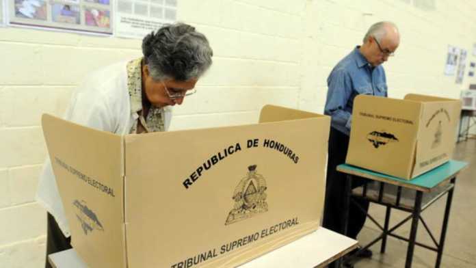 CroppedImage970546-Inician-elecciones-Honduras-definiran-bipartidismo-TINIMA20131124-0313-5