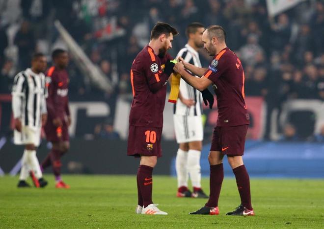 Iniesta, ovacionado en Turín: «La gente responde a lo que uno despierta»