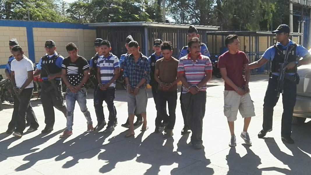 intentan quemar posta en Tegucigalpa