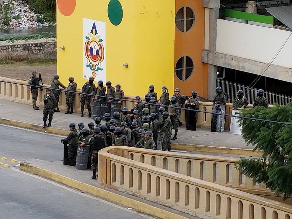 Militarizan alrededores del CN
