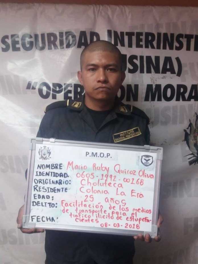 Detiene a policías cuando pretendían ingresar con droga al presidio de Tamara