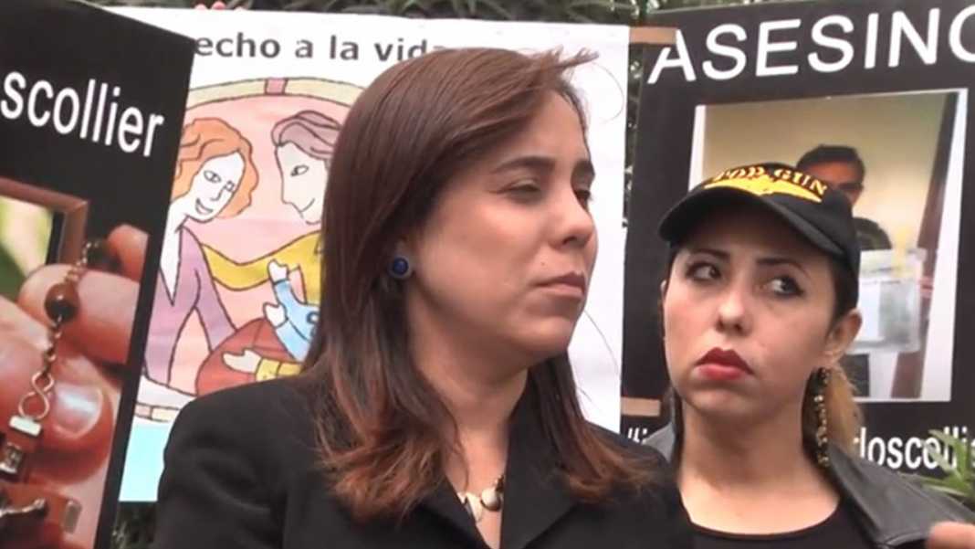 madre de Carlos Collier