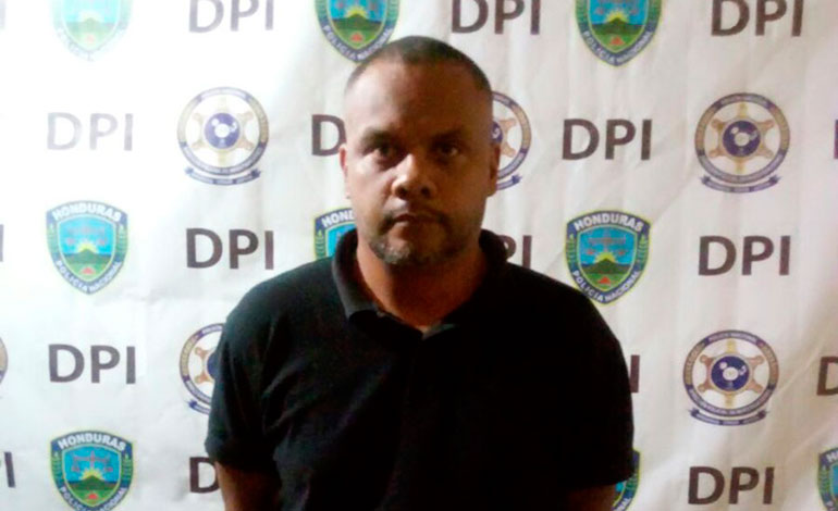 violador en colonia Arturo Quezada