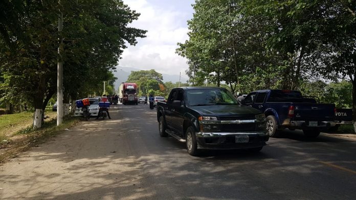 desalojan taxistas en El Progreso