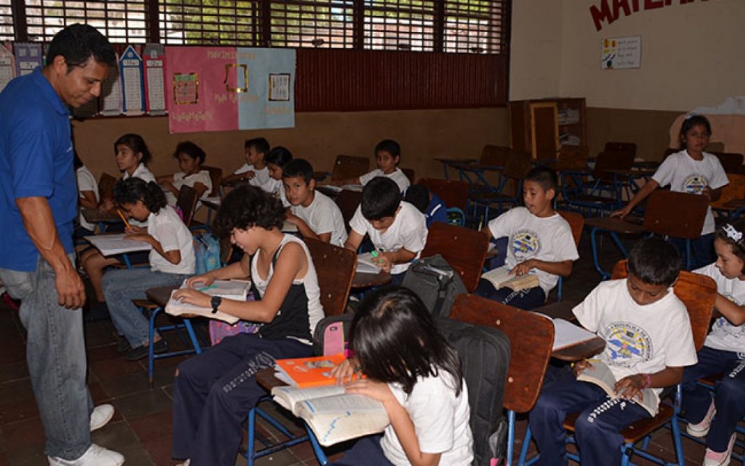 Día del Maestro en Honduras